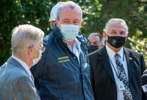 “Diverse Voices Link offers off-site multilingual production and interpretation - connecting you to the world.”